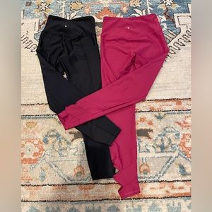 Old Navy Powersoft leggings set of 2. Very lightly worn- like new!